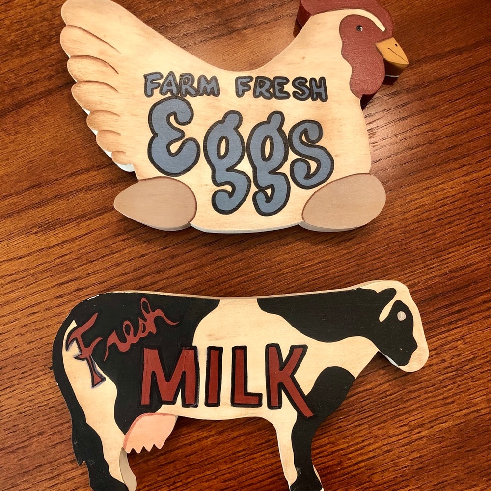 Pair of Kitchen Decorations